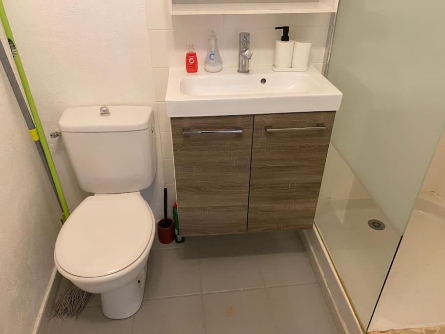 Le Saint-Lazare Appartement Au Calme Intra Muros Avignon Bagian luar foto