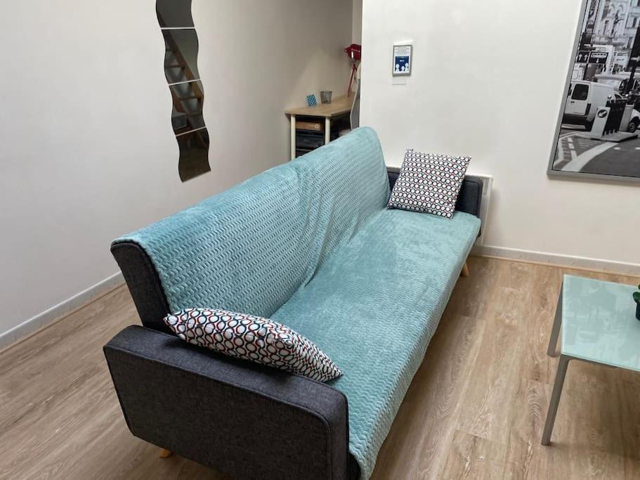 Le Saint-Lazare Appartement Au Calme Intra Muros Avignon Bagian luar foto
